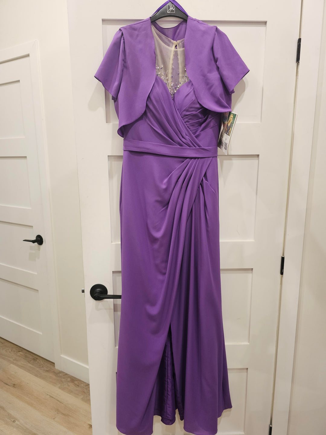 Mary's gown M2768