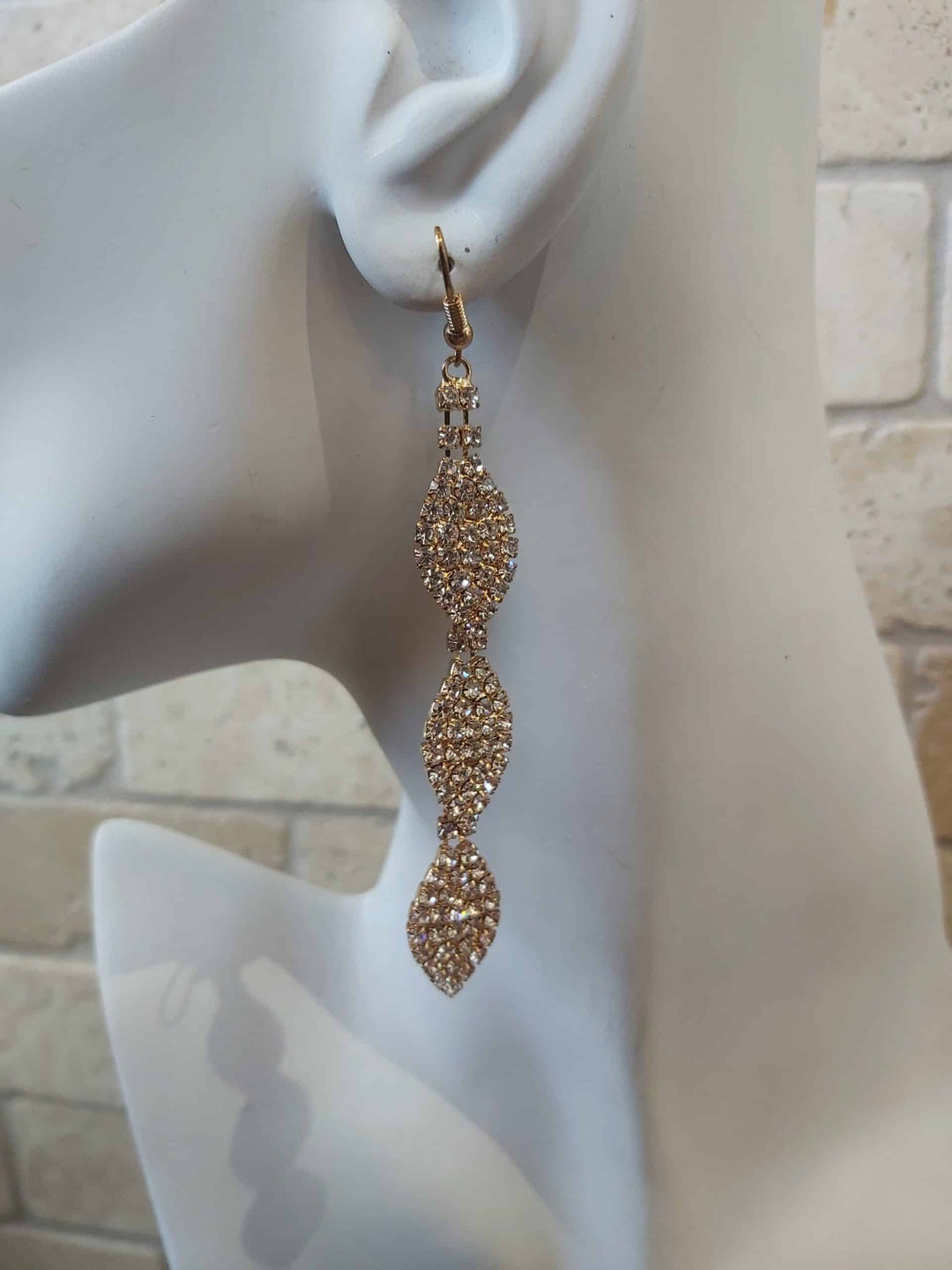 Earrings gold plated with strass