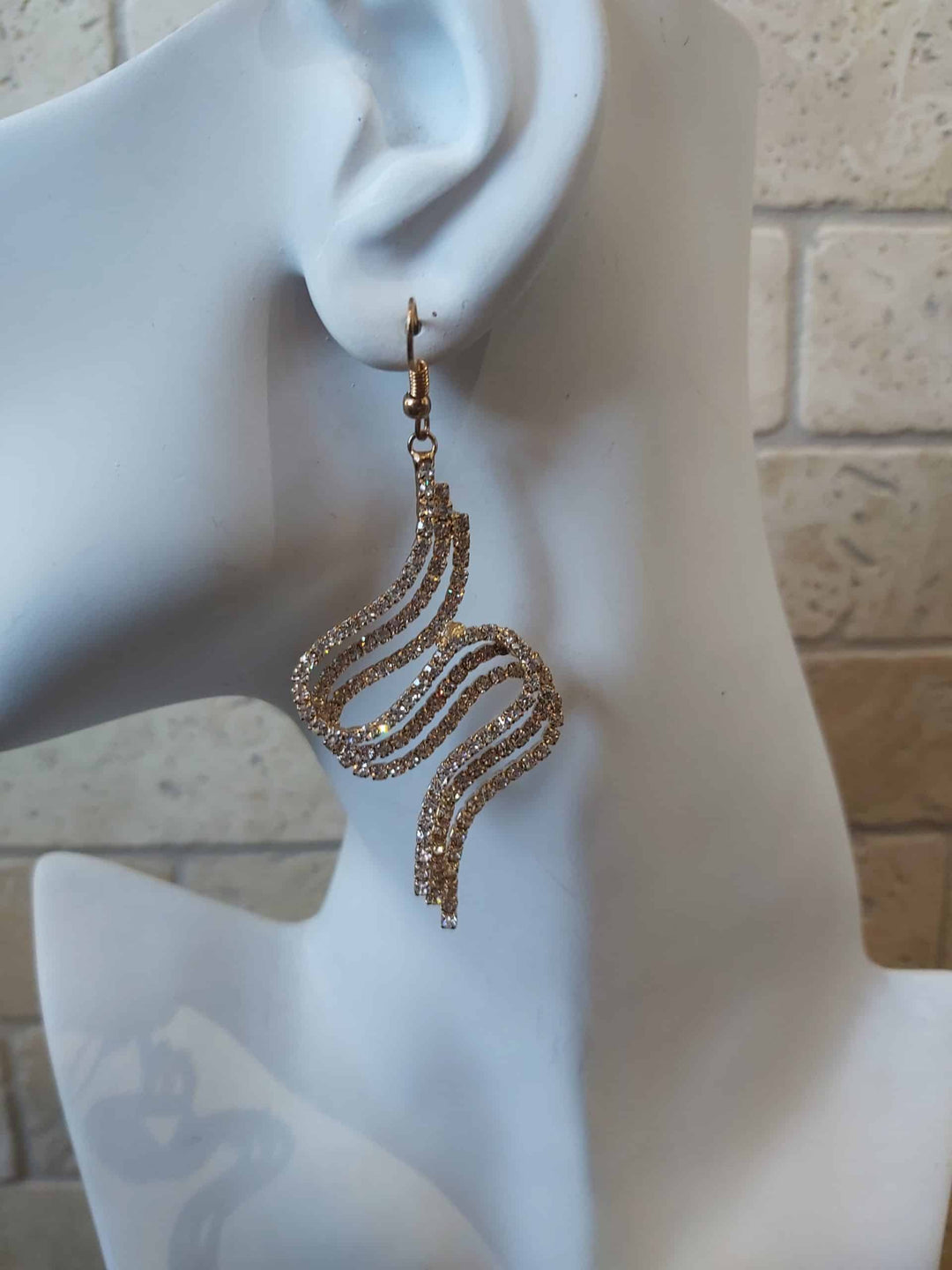 Earrings gold plated with strass