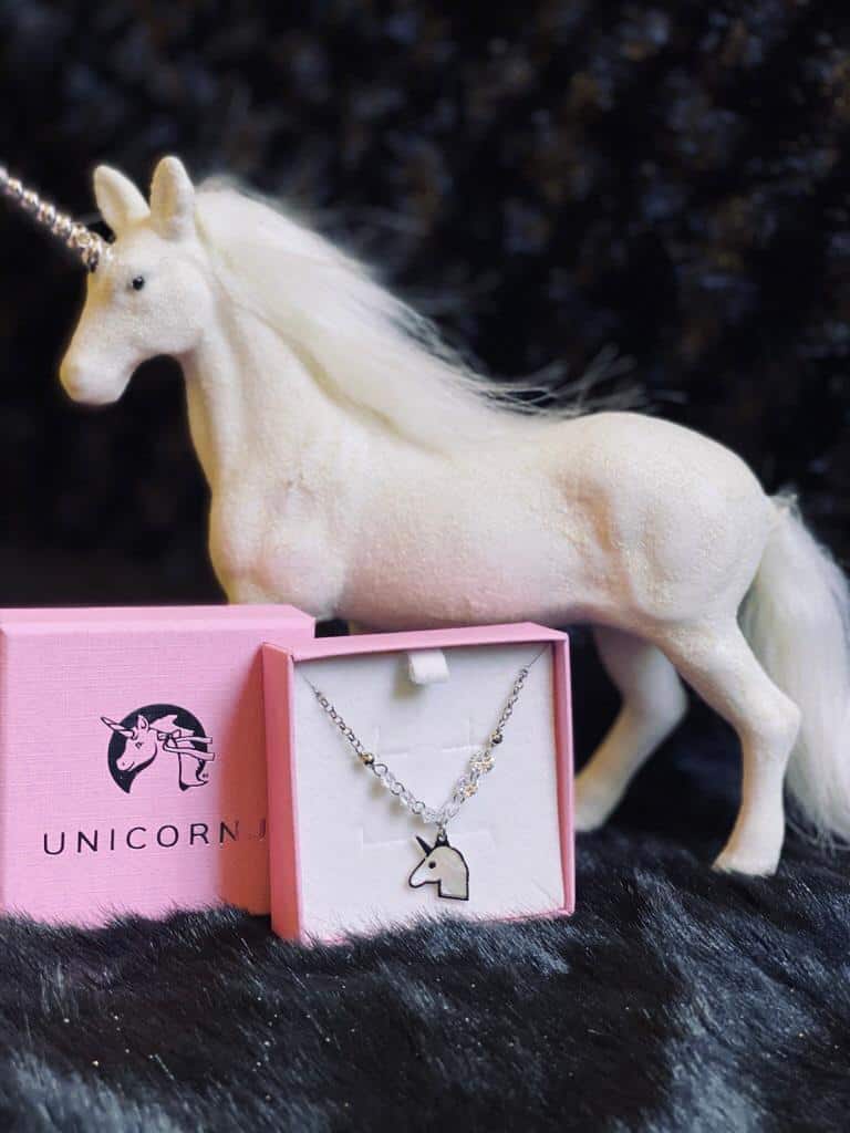 Unicorn Sterling Silver Unicorn Necklace Pendant with Mother of Pearl Inlay and Diamond Crystals 17 UJP-8030-SRH