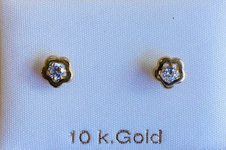 Kids Earrings in 10K Gold