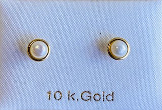 Kids Earrings in 10K Gold