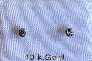 Kids Earrings in 10K Gold