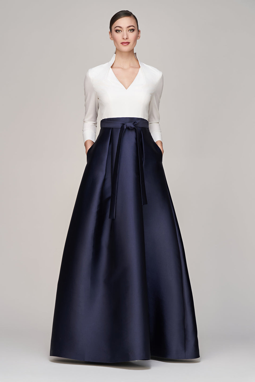 Kay Unger 55112116 Gown