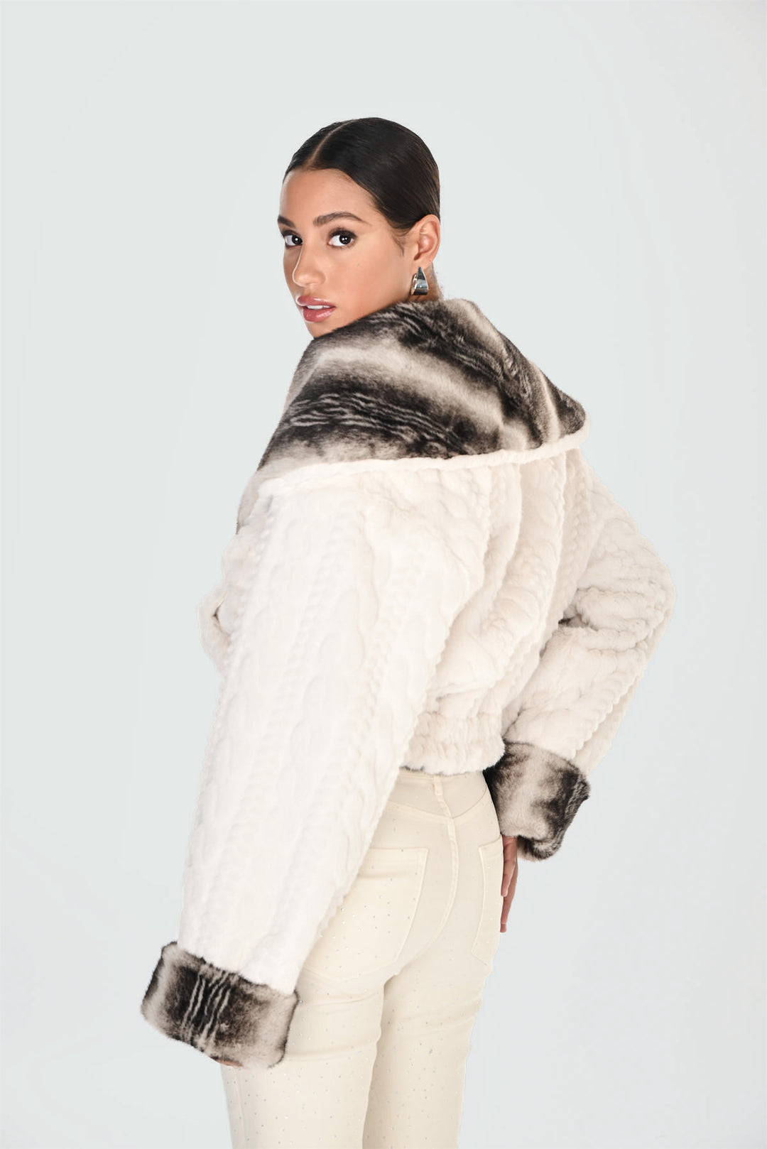 Frank Lyman 263799 Faux Fur Reverseble Jacket