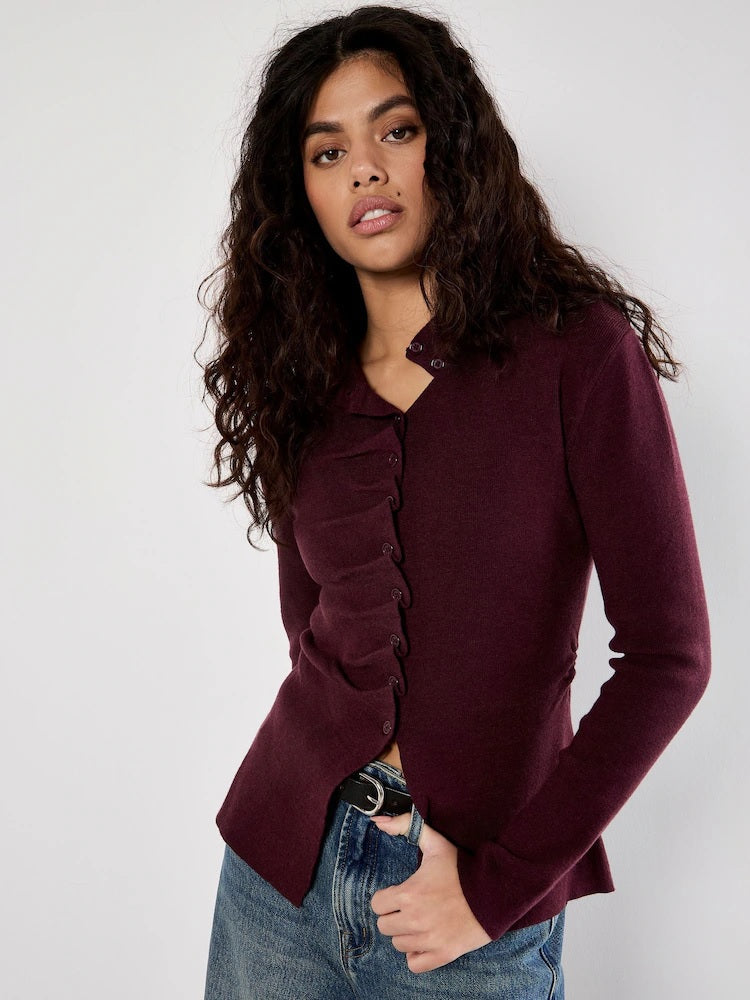 Apricot Red Pleat Button Knit Top X135134