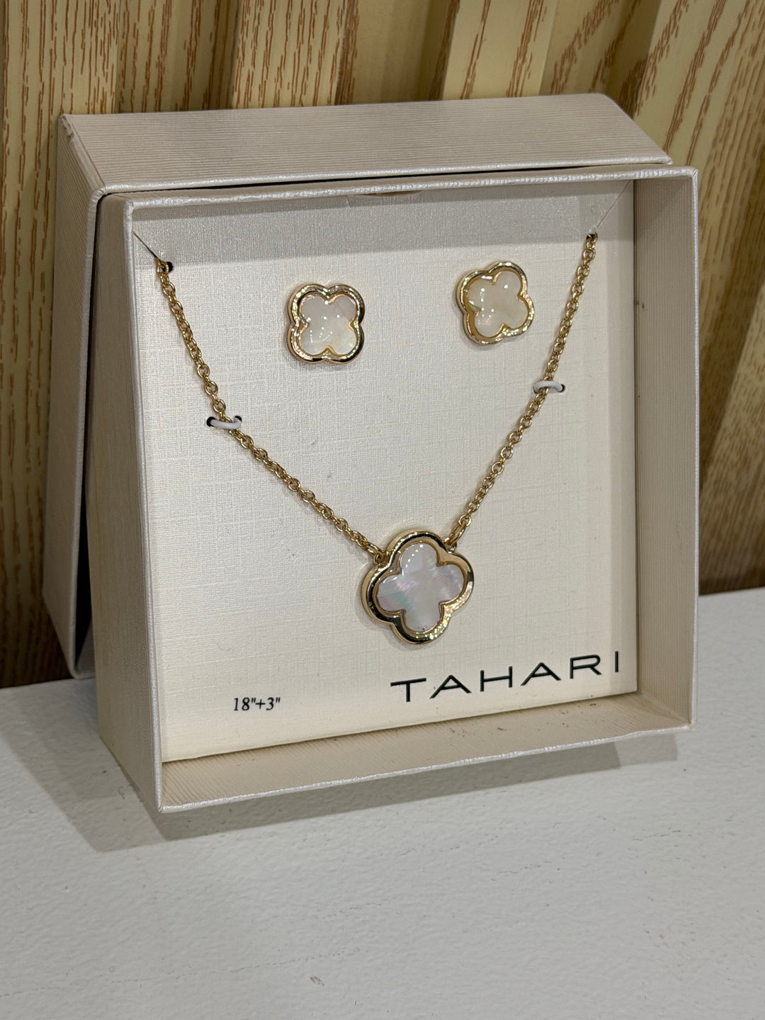 Tahari Earring/Necklace set 1830