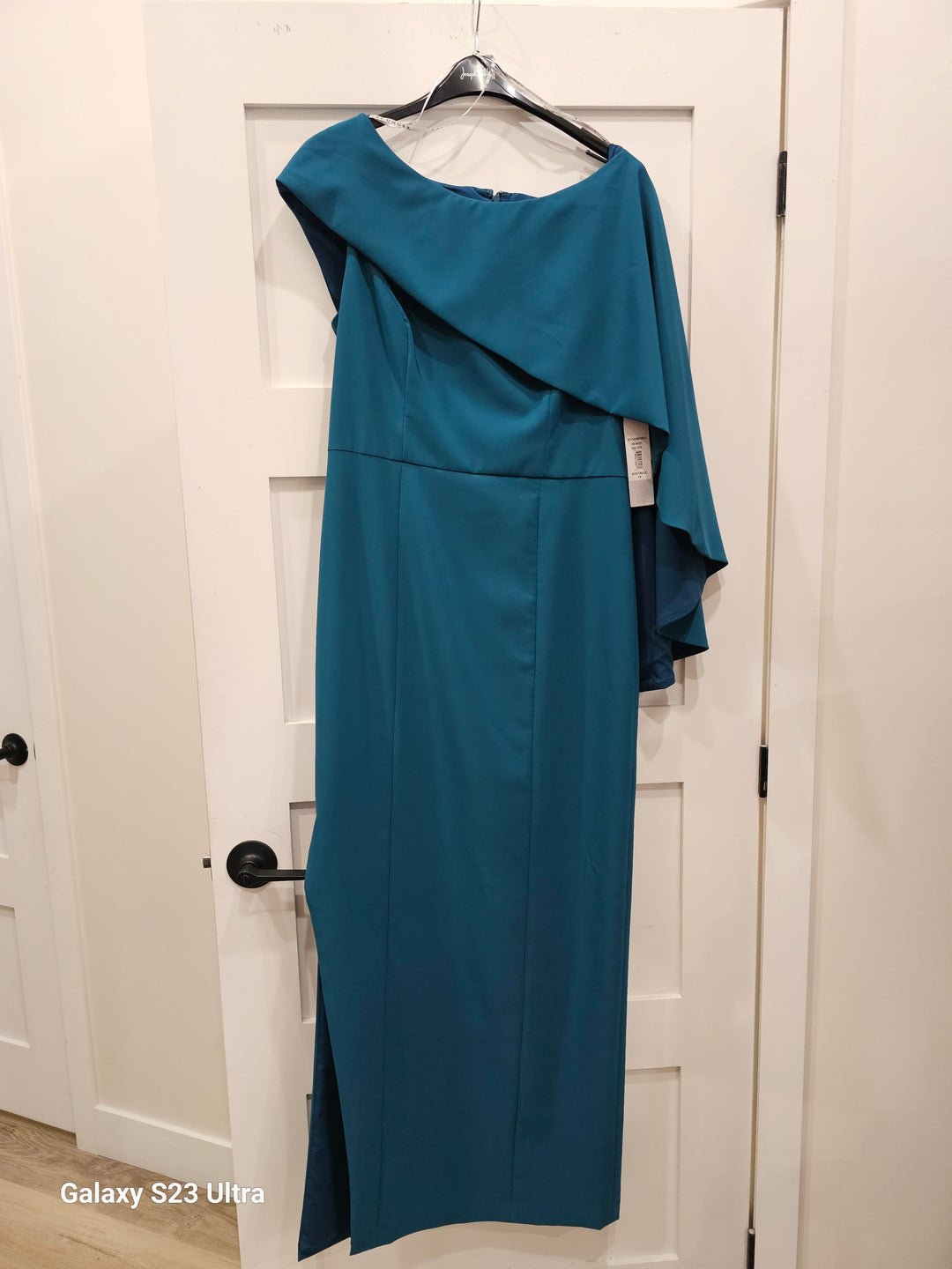Kay Unger 5516121 gown
