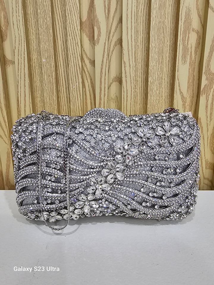 Hand-Made 555 Clutch