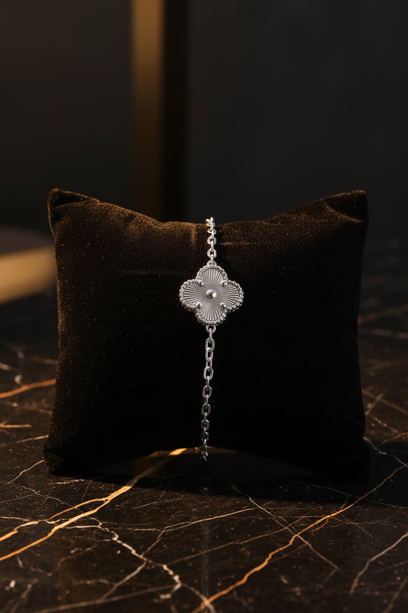 Van Cleef & Arpels Inspired Bracelet 06