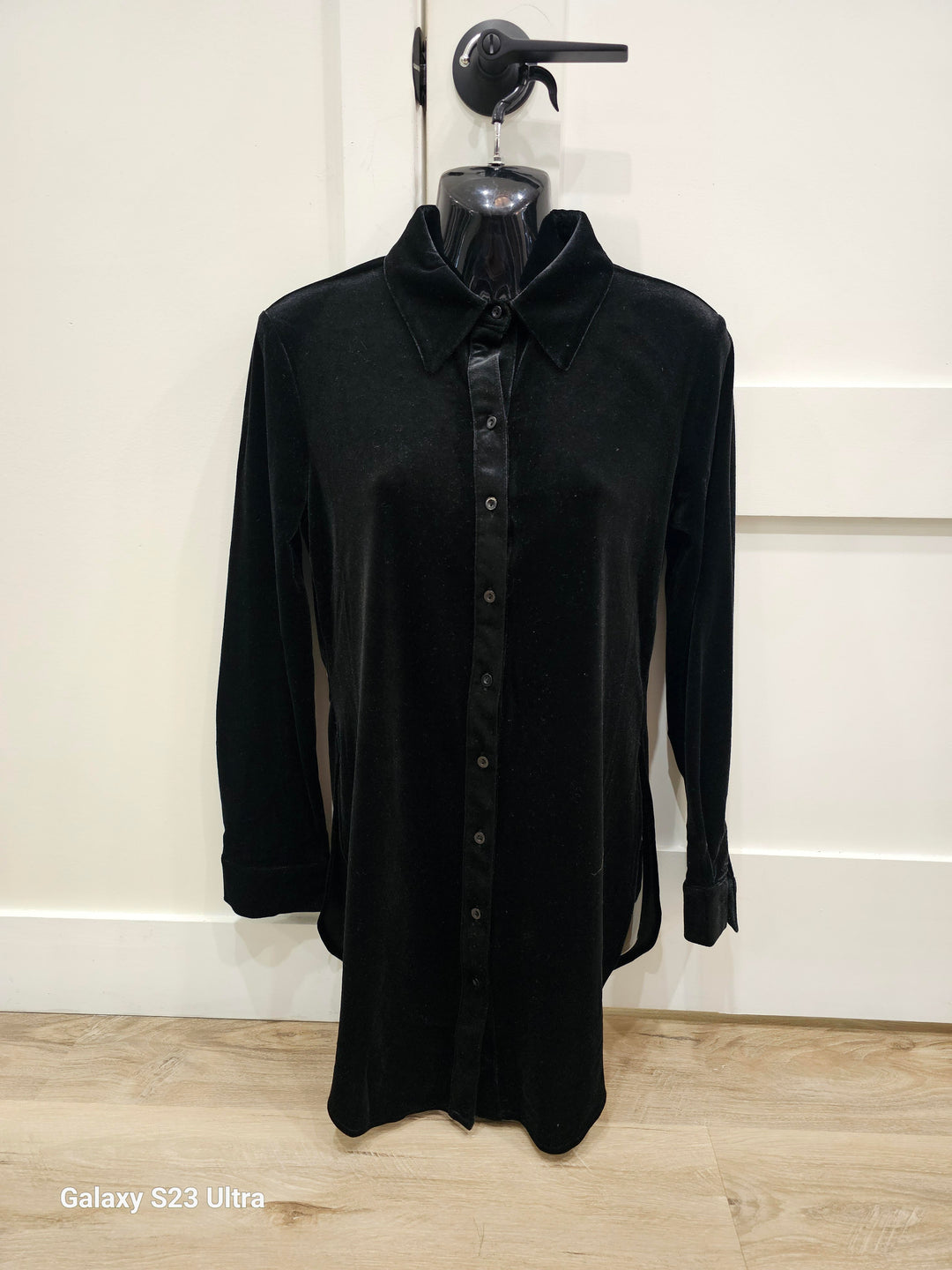 Hers & Mine T1341V Top