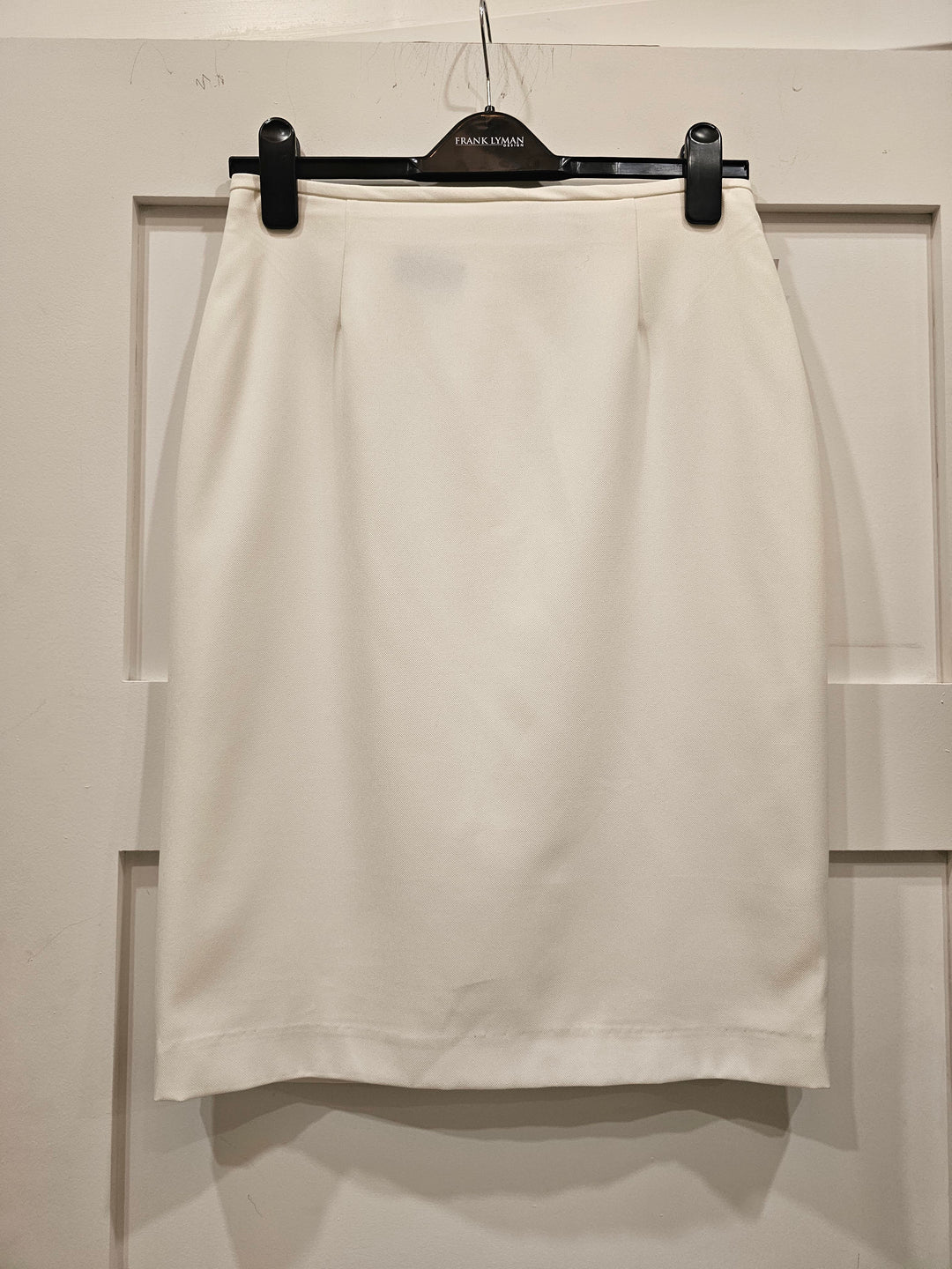 Tahari skirt 5CM920