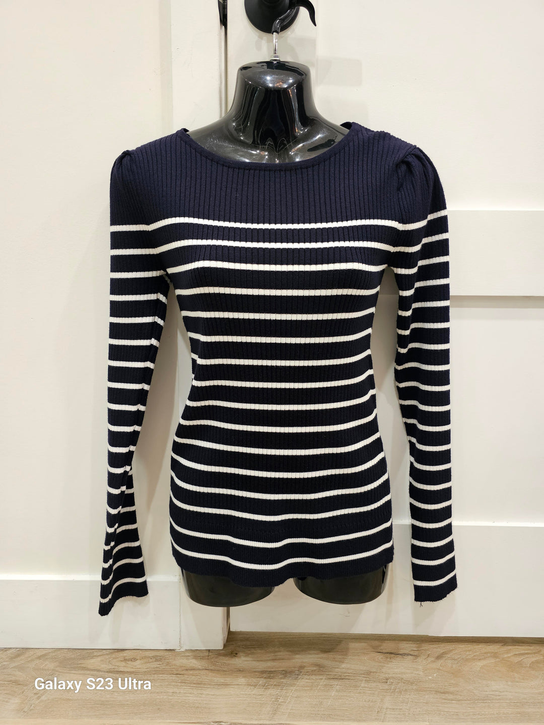 Elie Tahari 8448 Top