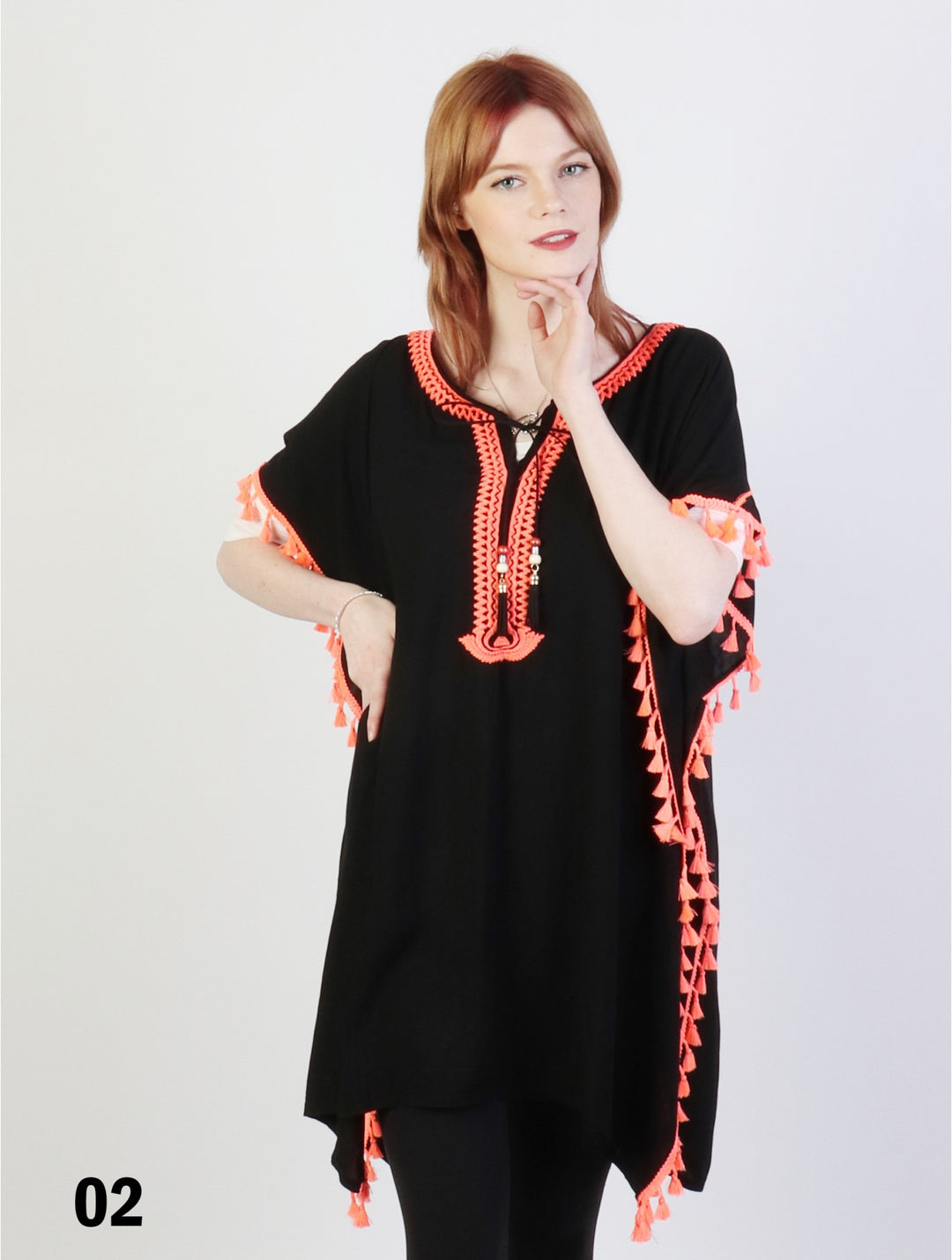 Short Sleeve Loose Bohemian Fashion Top With Tassels