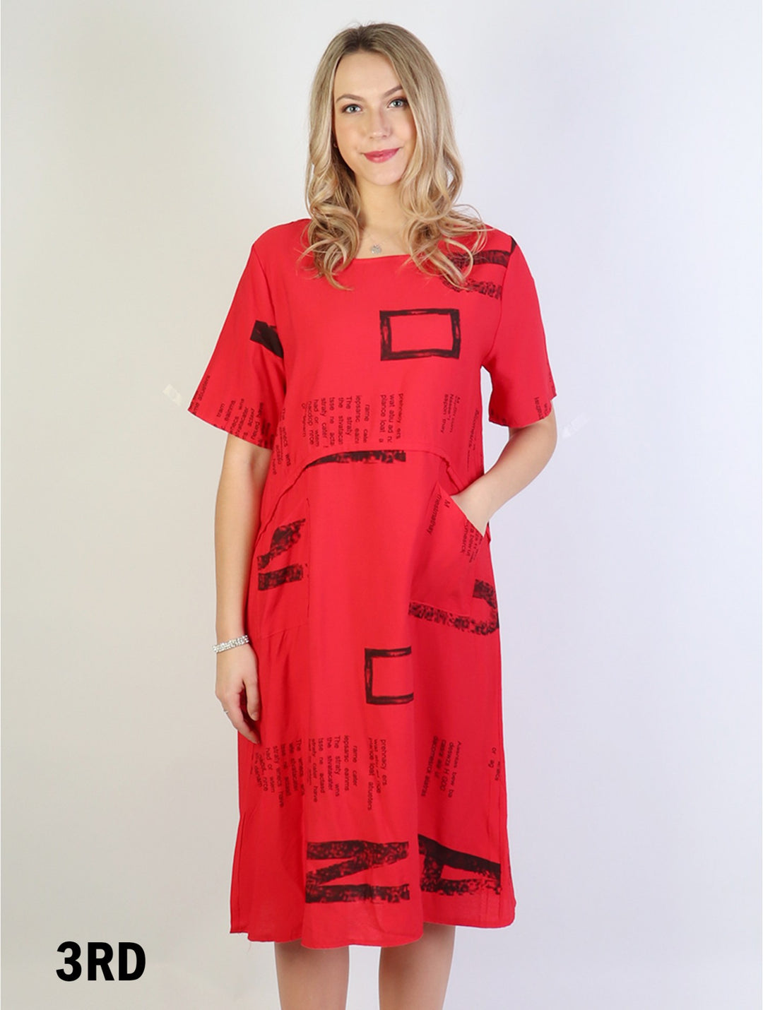 Cherie Bliss Magazine Print Shift Dress W/ Pockets