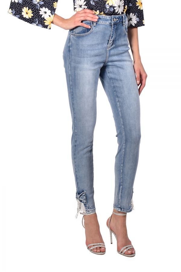 Frank Lyman Jeans Style 216109U, Color Light Blue