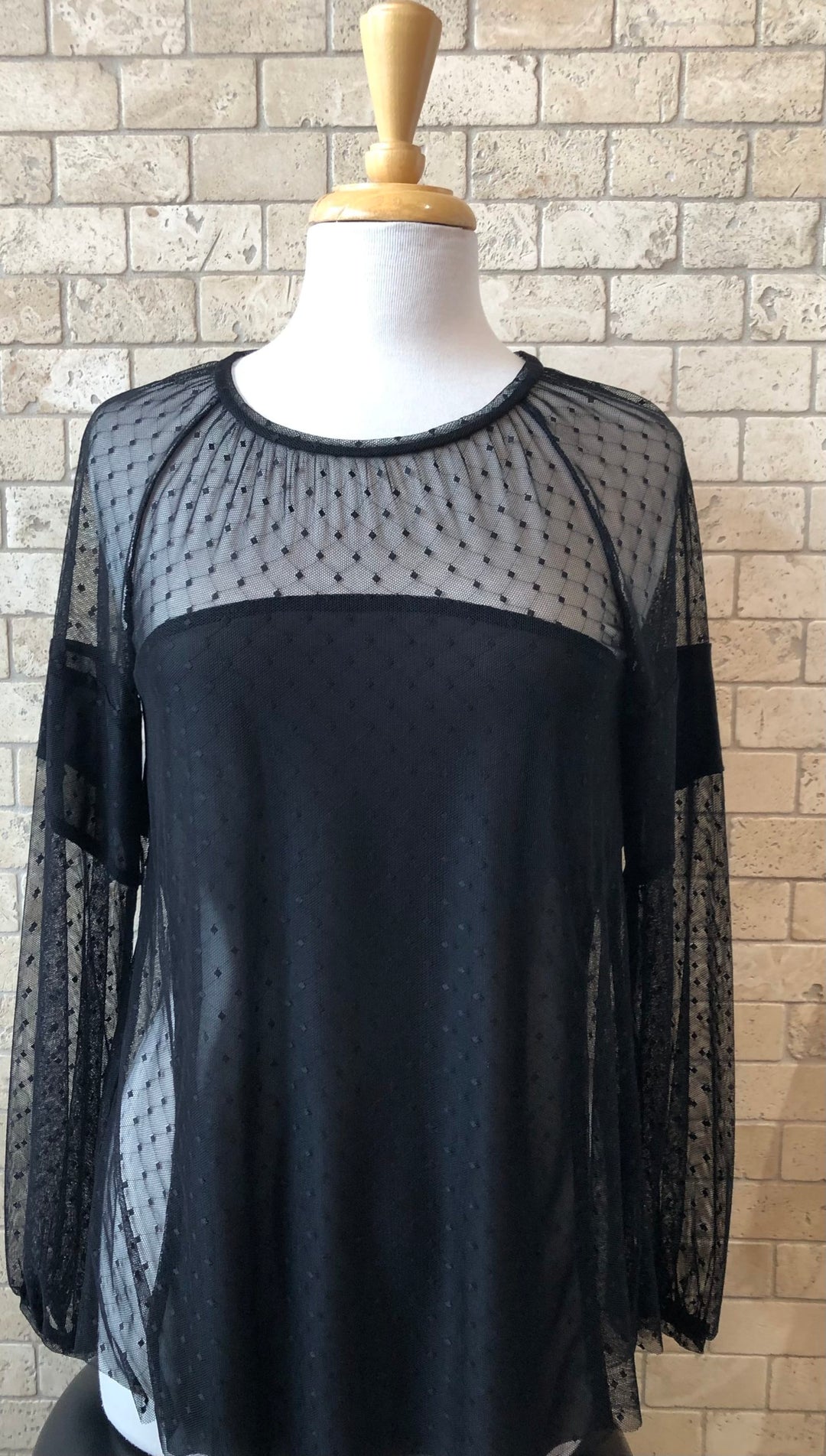 BCBGMAXAZRIA Black Top